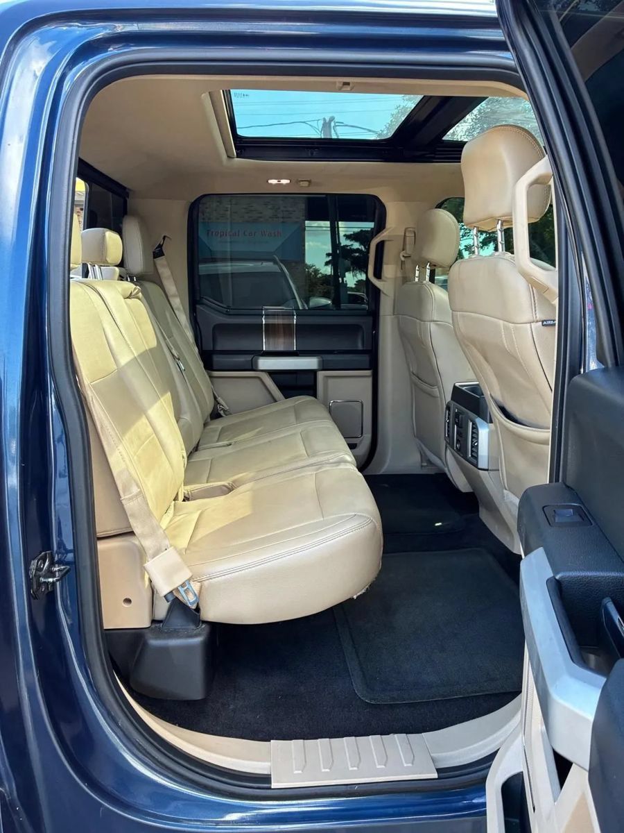 Used 2016 Ford F150 Lariat w/ Equipment Group 502A Luxury AWD/4WD image 20