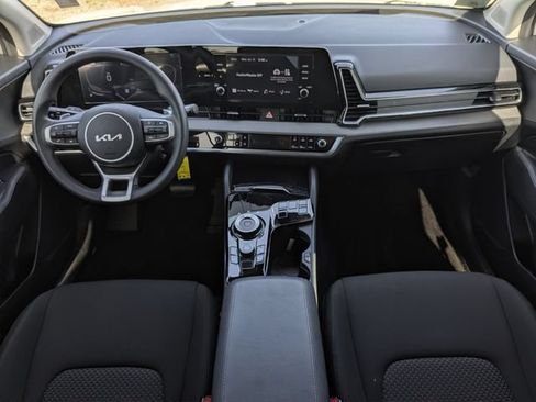 Certified 2025 Kia Sportage LX FWD image 17