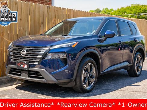 Used 2024 Nissan Rogue SV AWD/4WD image 1