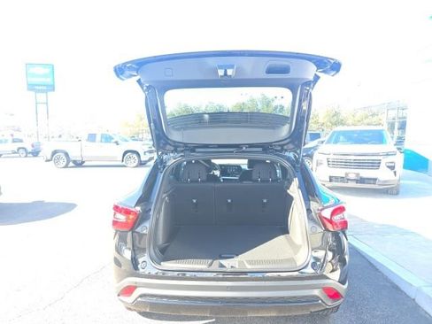 New 2026 Chevrolet Trax RS w/ Driver Confidence Package image 28