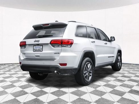 Used 2022 Jeep Grand Cherokee Limited image 40