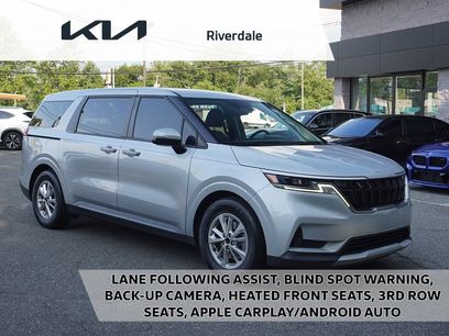 Used 2023 Kia Carnival LX