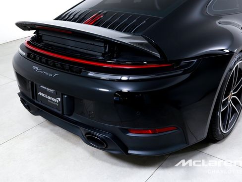 Used 2025 Porsche 911 Carrera T RWD image 29