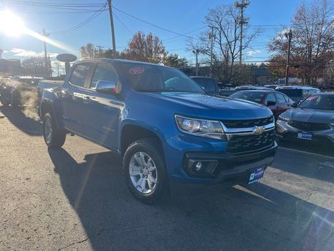 Used 2022 Chevrolet Colorado LT w/ Luxury Package image 8