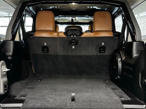 Certified 2021 Jeep Wrangler Unlimited Sahara AWD/4WD image 8