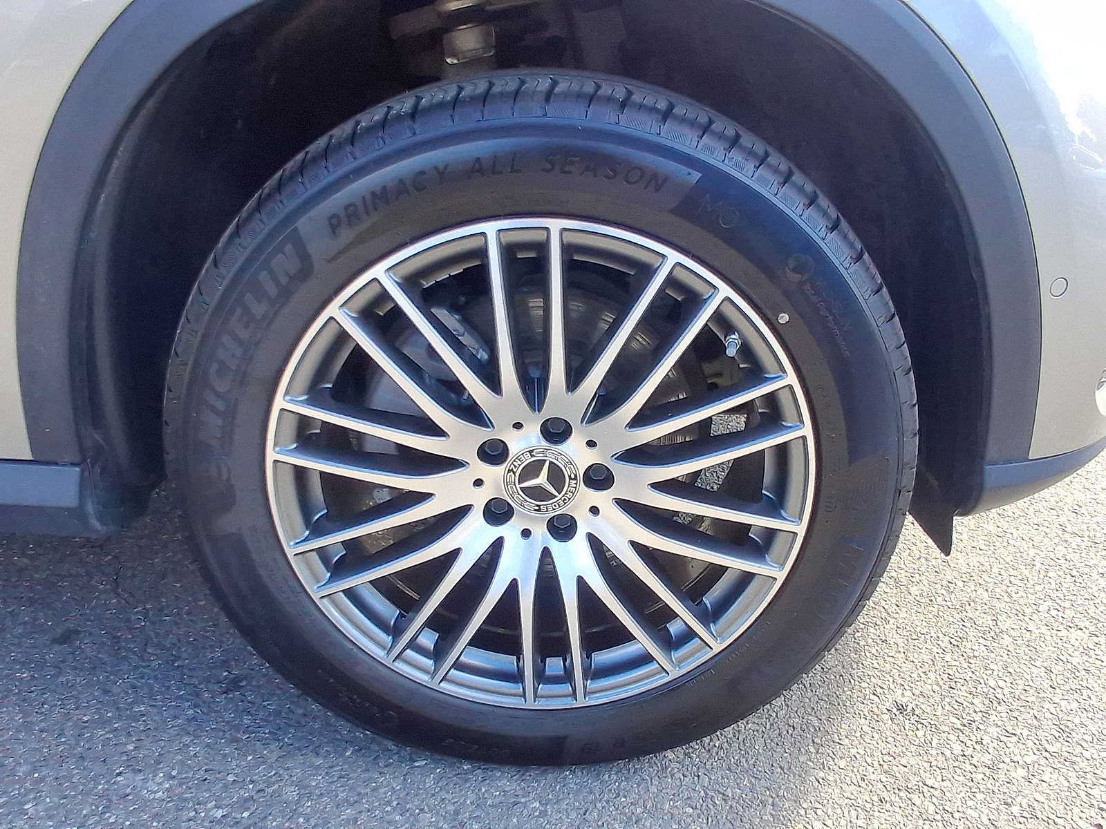 Used 2023 Mercedes-Benz GLC 300 4MATIC image 33