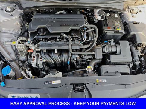 Used 2023 Hyundai Elantra Limited w/ Cargo Package image 7