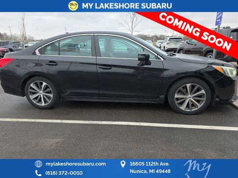 Used 2016 Subaru Legacy 3.6R Limited image 9