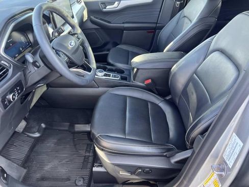 Certified 2024 Ford Escape Platinum AWD/4WD image 20