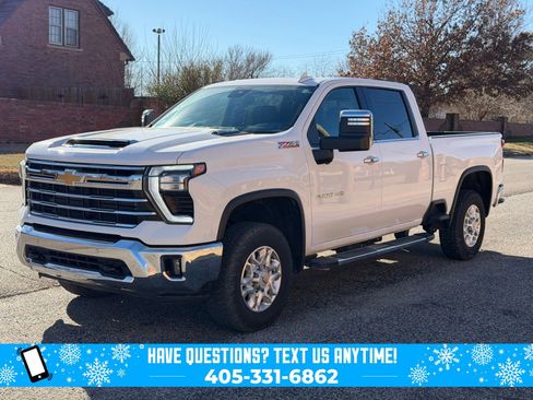 Used 2024 Chevrolet Silverado 2500 LTZ w/ LTZ Convenience Package image 5