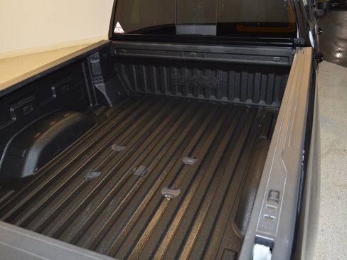 Used 2024 Chevrolet Silverado 2500 High Country w/ Midnight Edition image 13