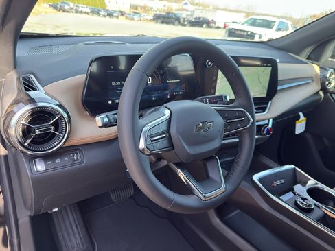 New 2026 Chevrolet Equinox ACTIV w/ Safety and Technology Package image 23