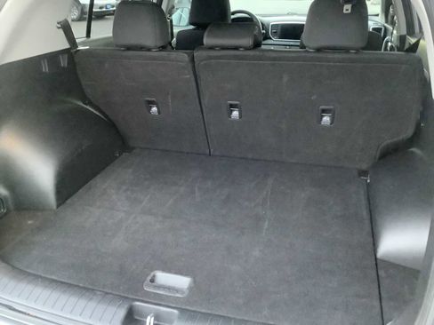 Used 2020 Kia Sportage LX image 14