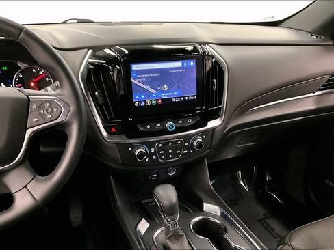 Used 2023 Chevrolet Traverse High Country FWD image 7