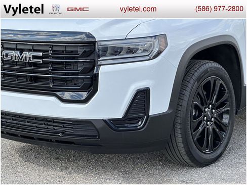 Certified 2023 GMC Acadia SLE w/ Driver Convenience Package image 6