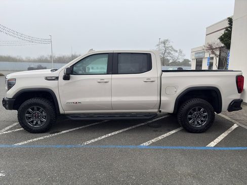 Used 2026 GMC Sierra 1500 AT4X image 5