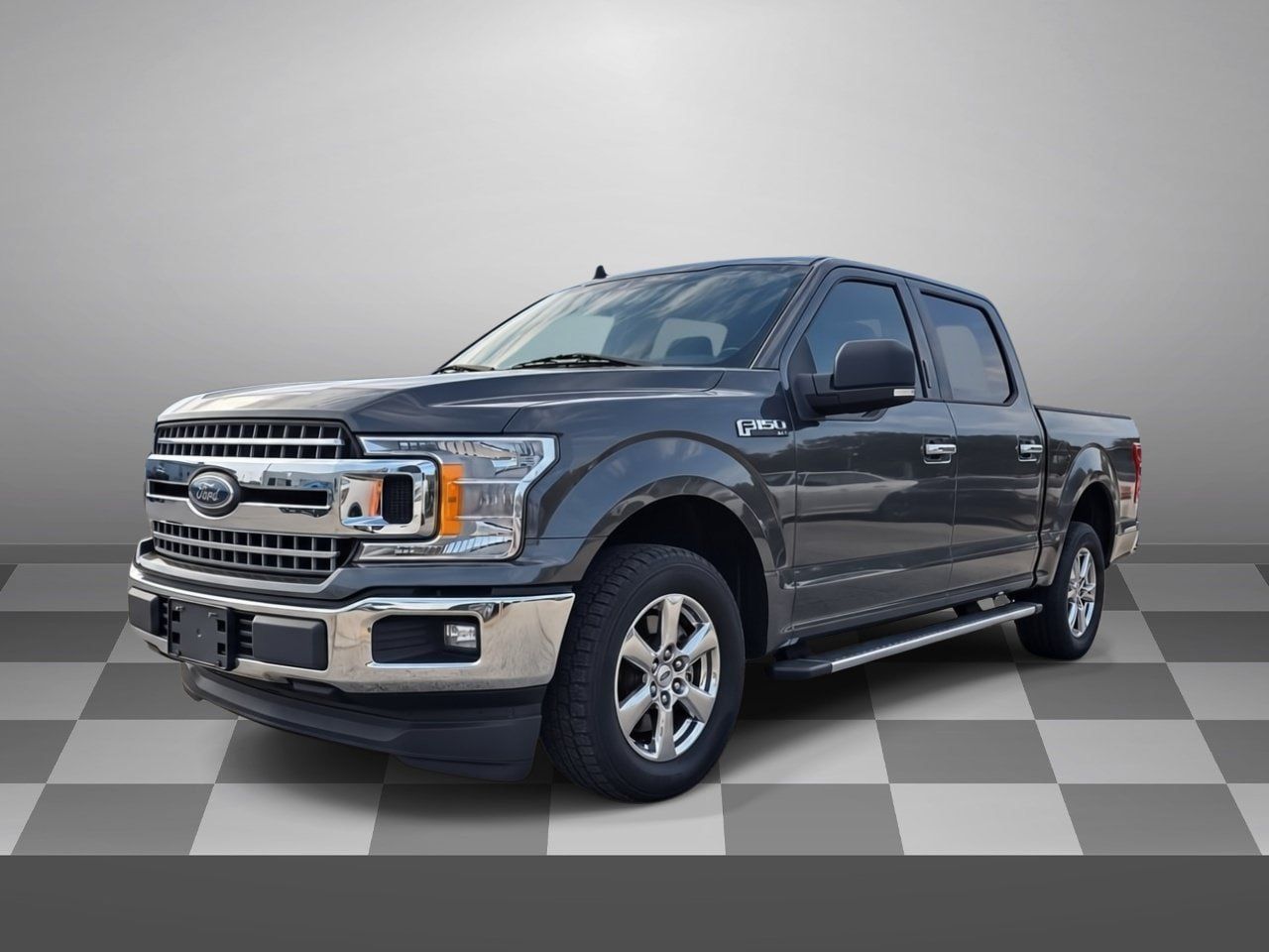 Used 2019 Ford F150 XLT w/ Equipment Group 302A Luxury RWD image 3