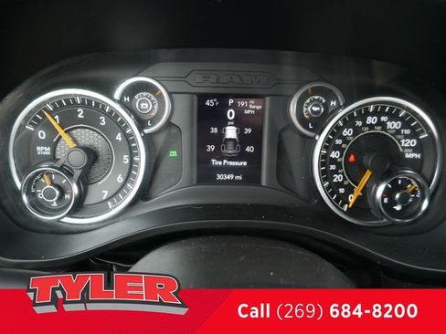 Used 2022 RAM 1500 Big Horn AWD/4WD image 42