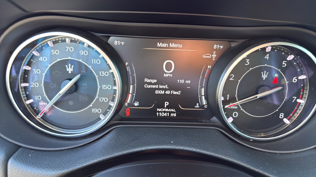 Certified 2023 Maserati Levante GT AWD/4WD image 35