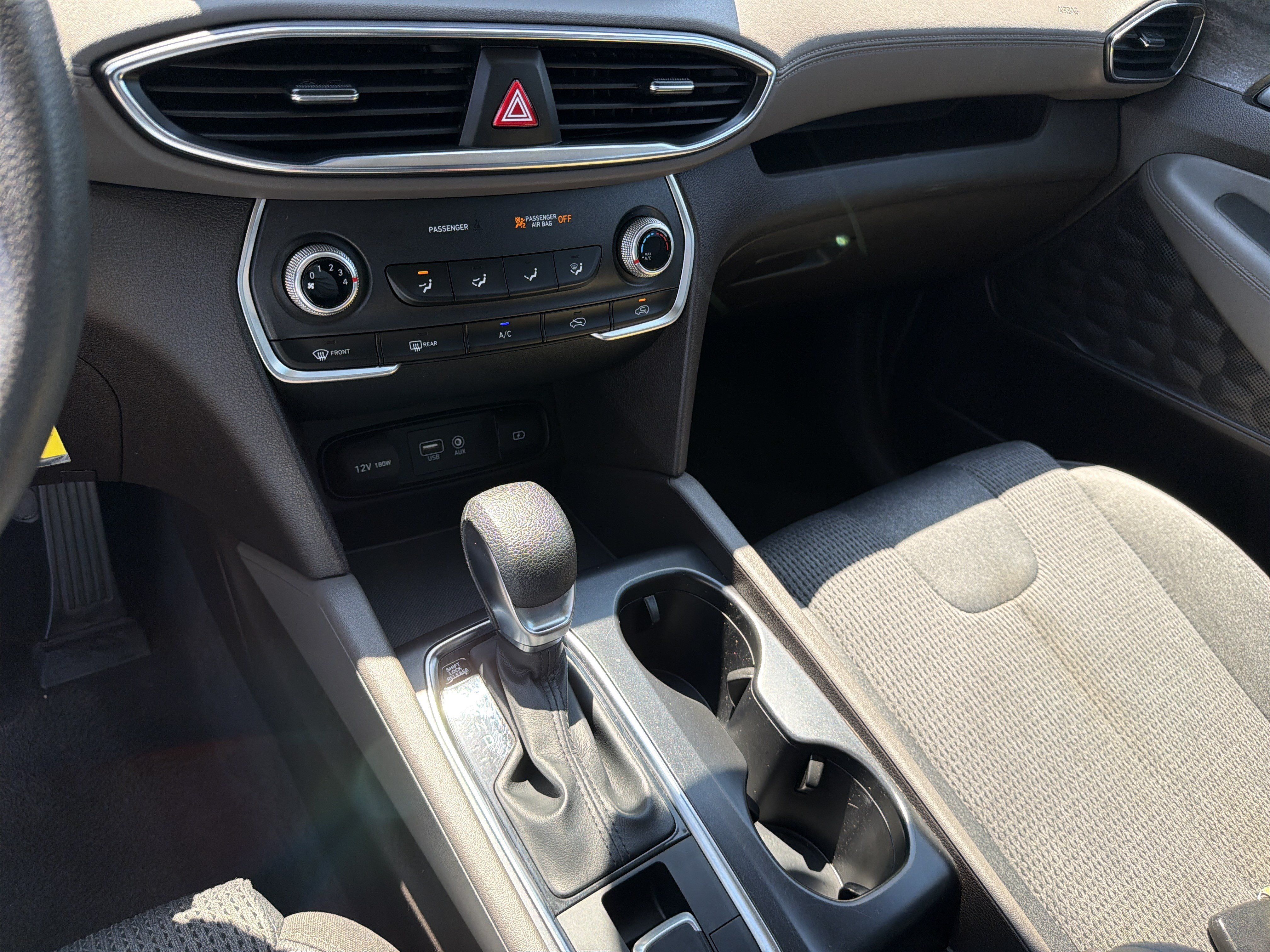 Used 2020 Hyundai Santa Fe SE FWD image 30
