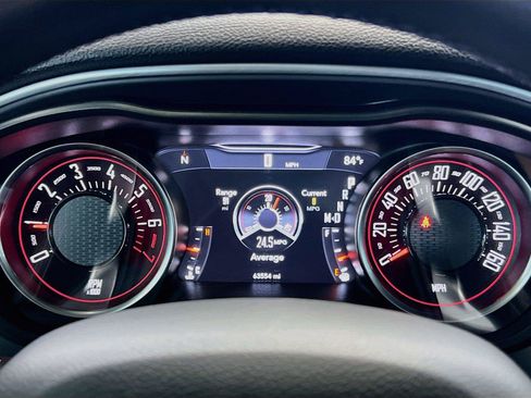 Used 2020 Dodge Challenger GT w/ Driver Convenience Group RWD image 18