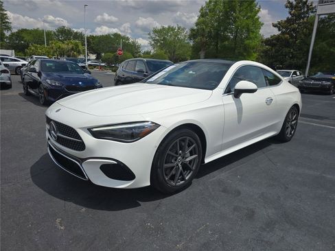 Used 2024 Mercedes-Benz CLE 300 4MATIC Coupe image 7