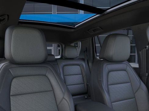 New 2026 Chevrolet Equinox LT w/ Convenience Package II image 25