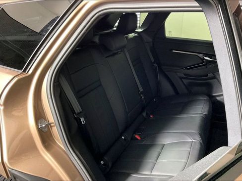 Used 2024 Land Rover Range Rover Evoque Dynamic SE image 26