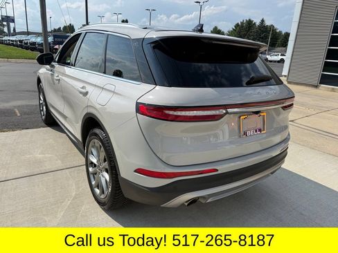 Used 2022 Lincoln Corsair AWD w/ Premium Package image 4