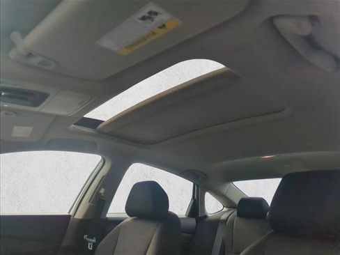 Used 2024 Honda Accord EX image 19