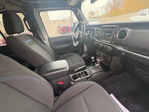 Used 2023 Jeep Wrangler Unlimited Rubicon 4xe w/ Safety Group image 39