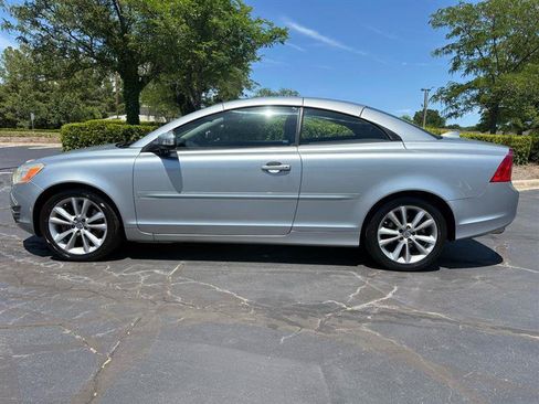 Used 2011 Volvo C70 T5 FWD image 4