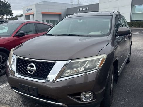 Used 2015 Nissan Pathfinder SL w/ SL Tech Package image 1