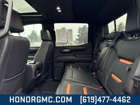 Used 2022 GMC Sierra 1500 AT4 w/ AT4 Preferred Package image 17