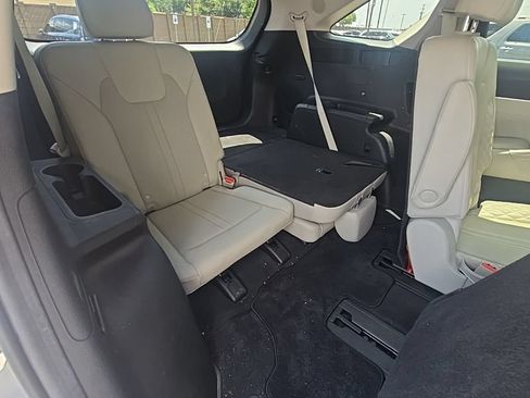 Used 2022 Kia Sorento SX FWD image 15