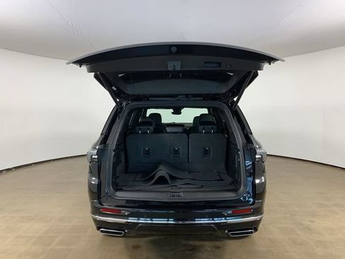 Used 2025 Buick Enclave Avenir w/ Super Cruise Package AWD/4WD image 12
