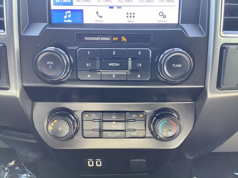 Used 2019 Ford F150 XLT AWD/4WD image 12