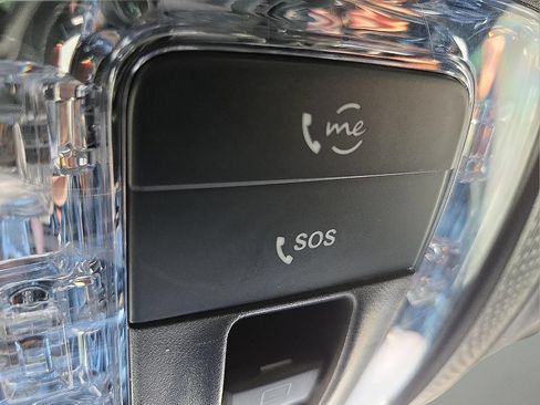 Used 2021 Mercedes-Benz GLE 350 4MATIC image 25