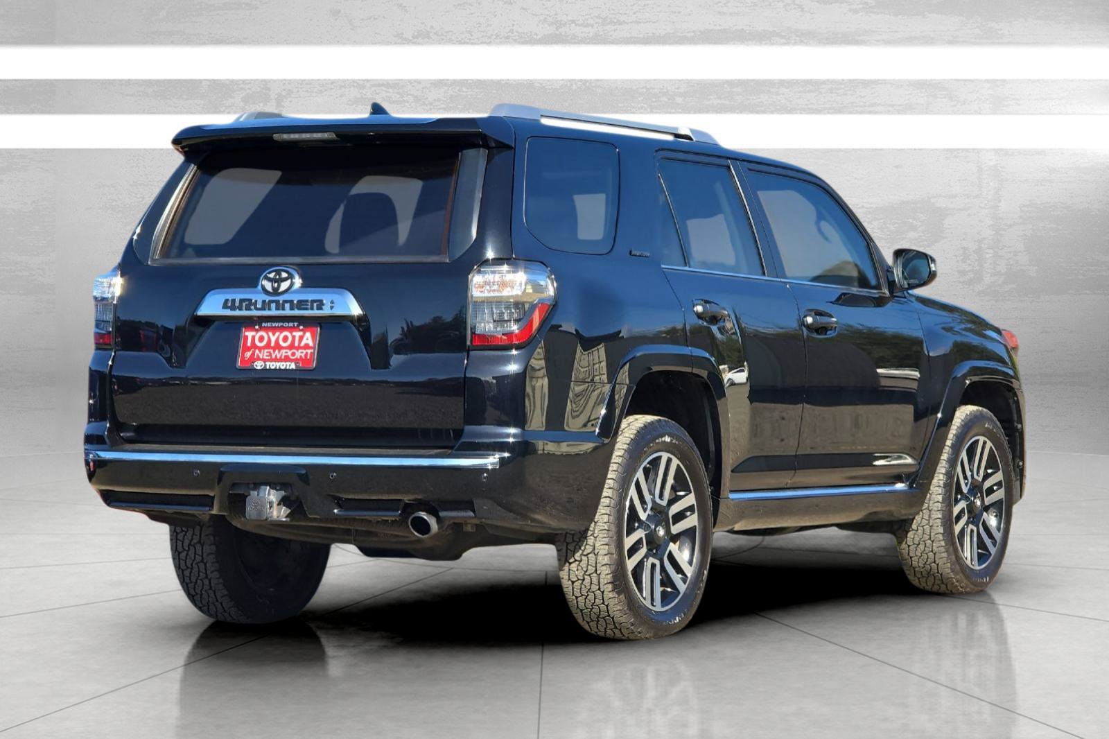 Used 2021 Toyota 4Runner Limited AWD/4WD image 4