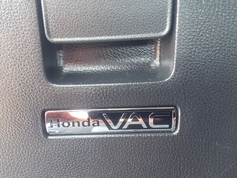 Used 2018 Honda Odyssey Touring image 20