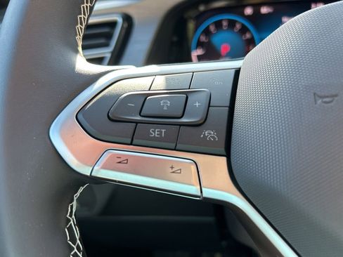 New 2026 Volkswagen Atlas Cross Sport SE image 27