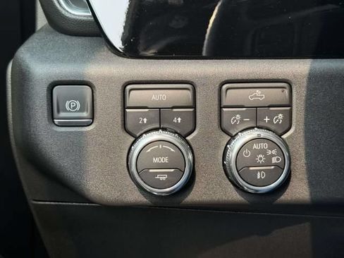 Used 2026 GMC Sierra 1500 Elevation AWD/4WD image 19