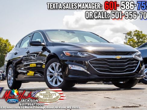 Used 2025 Chevrolet Malibu LT FWD image 2