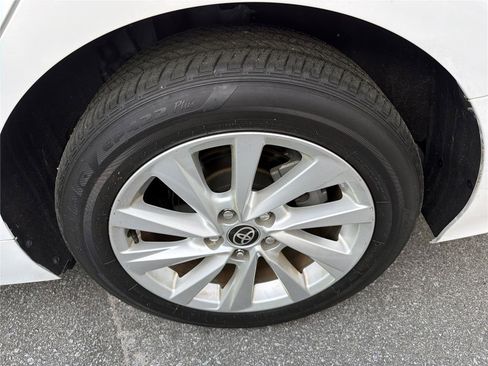 Used 2024 Toyota Camry LE image 15