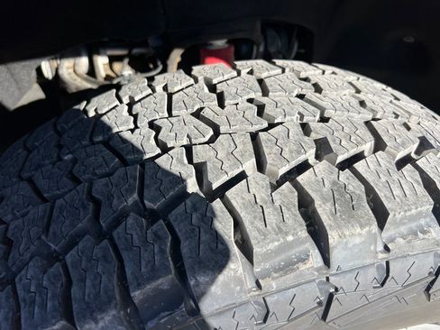 Certified 2024 Chevrolet Silverado 2500 LT image 27