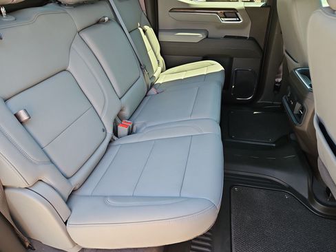 Certified 2025 Chevrolet Silverado 1500 LT Trail Boss w/ Convenience Package II AWD/4WD image 26