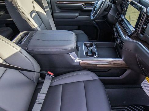 New 2026 Chevrolet Silverado 2500 LT w/ Trail Boss Package image 18