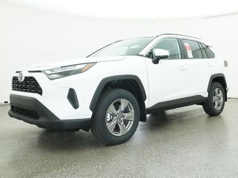 New 2025 Toyota RAV4 XLE image 25