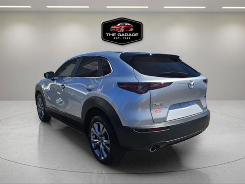 Used 2021 MAZDA CX-30 FWD 2.5 S w/ Select Package image 4