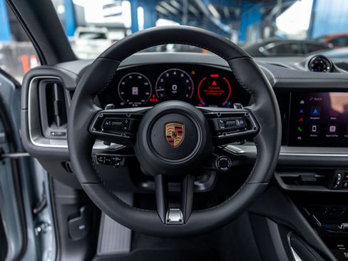 New 2026 Porsche Cayenne image 6
